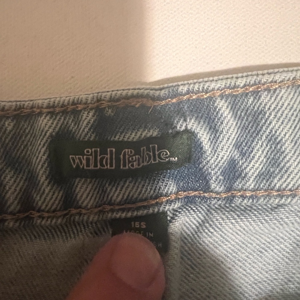 NWT Women's Wild Fable Mid-Rise 90's Relaxed Fit 16short/29" Inseam Baggy (G1) - Picture 4 of 7